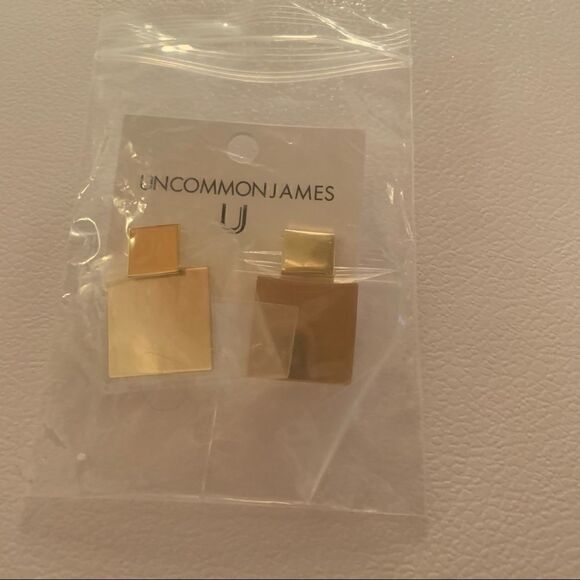 Uncommon James Bold Earrings - Gold - New - Picture 3 of 6